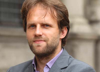 ROBERTO CORNELLI POLITICO