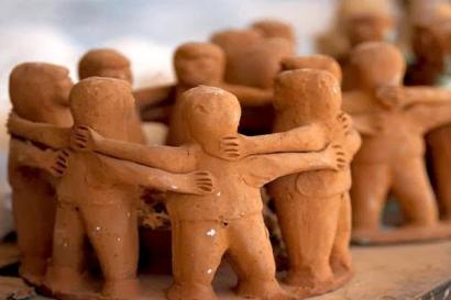 Comunita-1_600x_39464ce77002fa32fcb4063e5281c05b